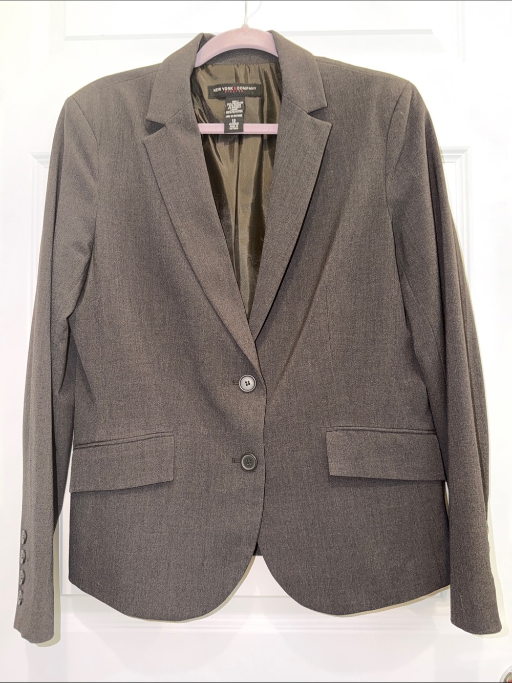 New York & Company Women's Single-Breasted Blazer with front pockets